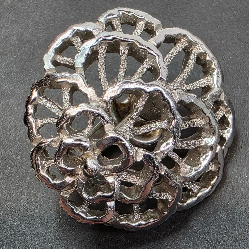 Trifari Earrings Silver Tone Clip On Floral Rose Shell Openwork Mesh Vintage